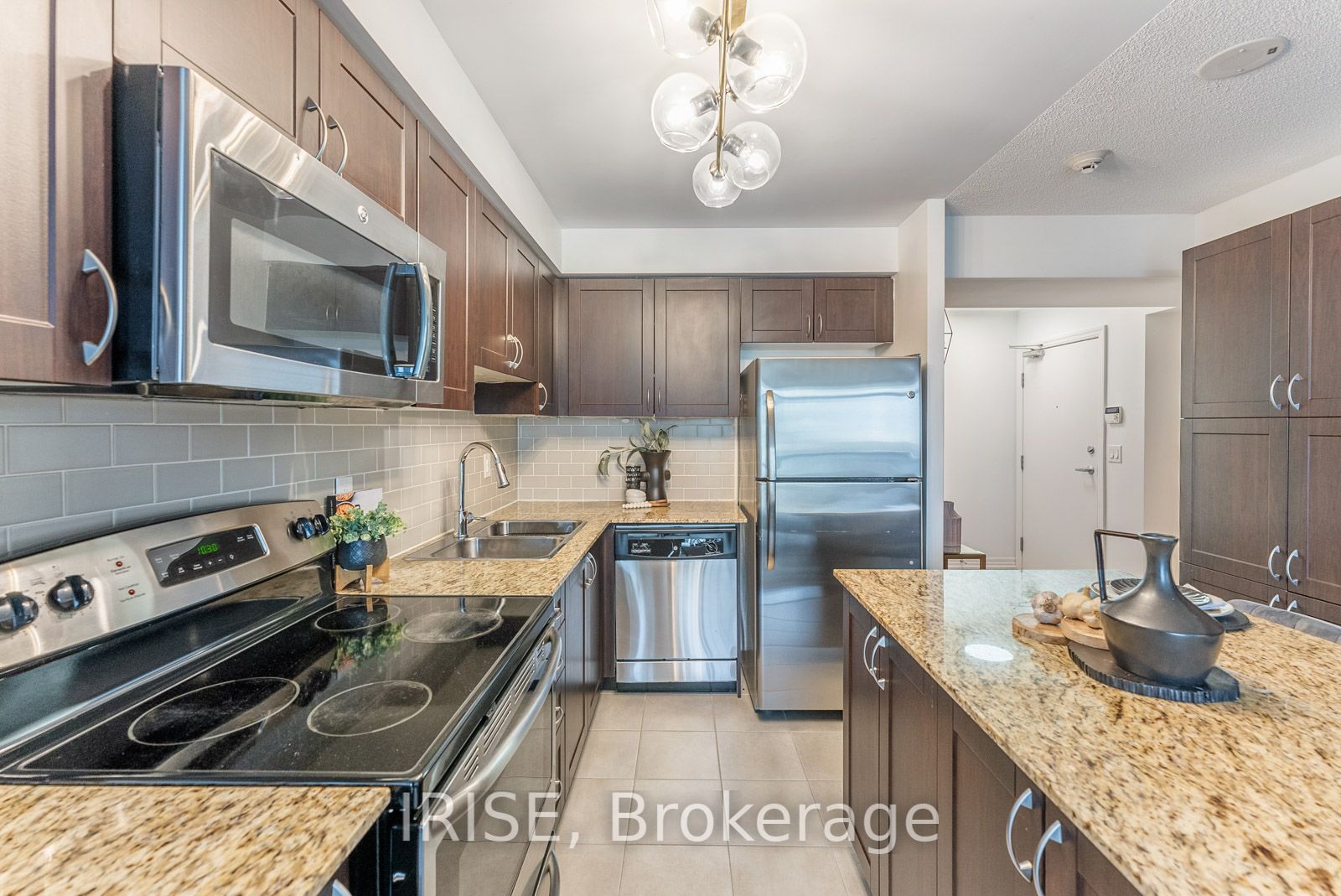 1940 Ironstone Drive, #910
