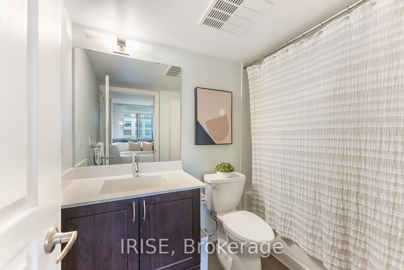 1940 Ironstone Drive, #910