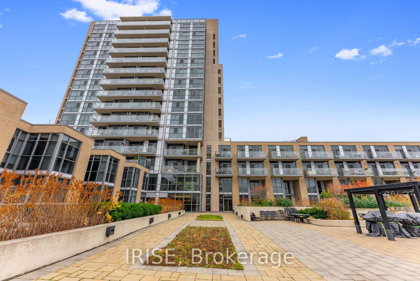 1940 Ironstone Drive, #910