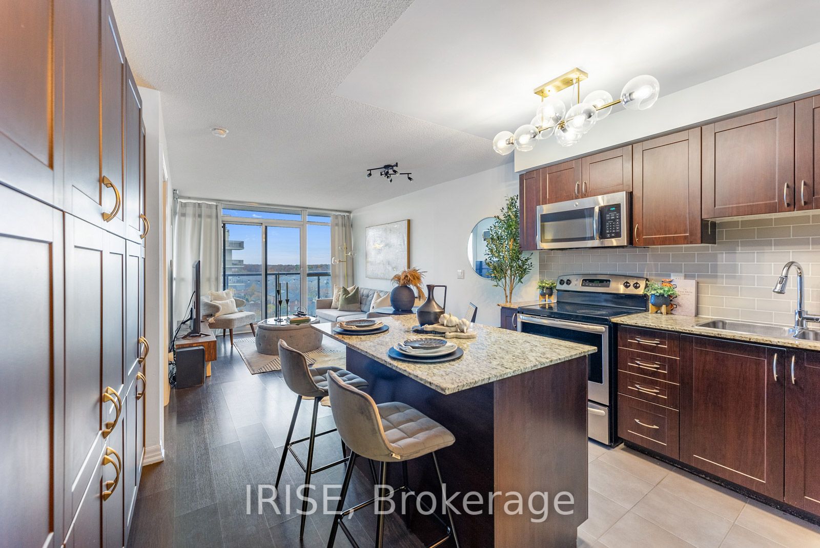 1940 Ironstone Drive, #910