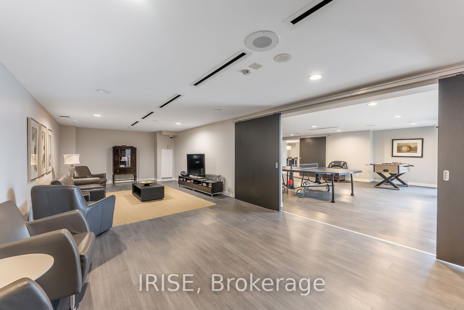 1940 Ironstone Drive, #910