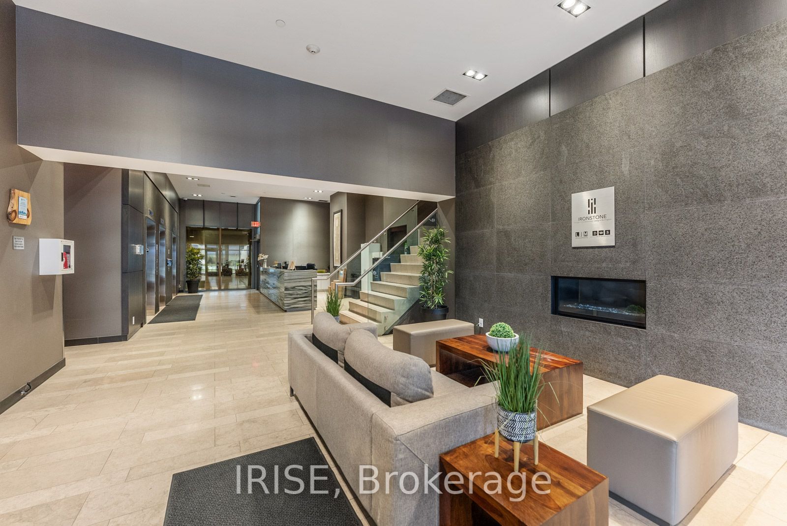 1940 Ironstone Drive, #910