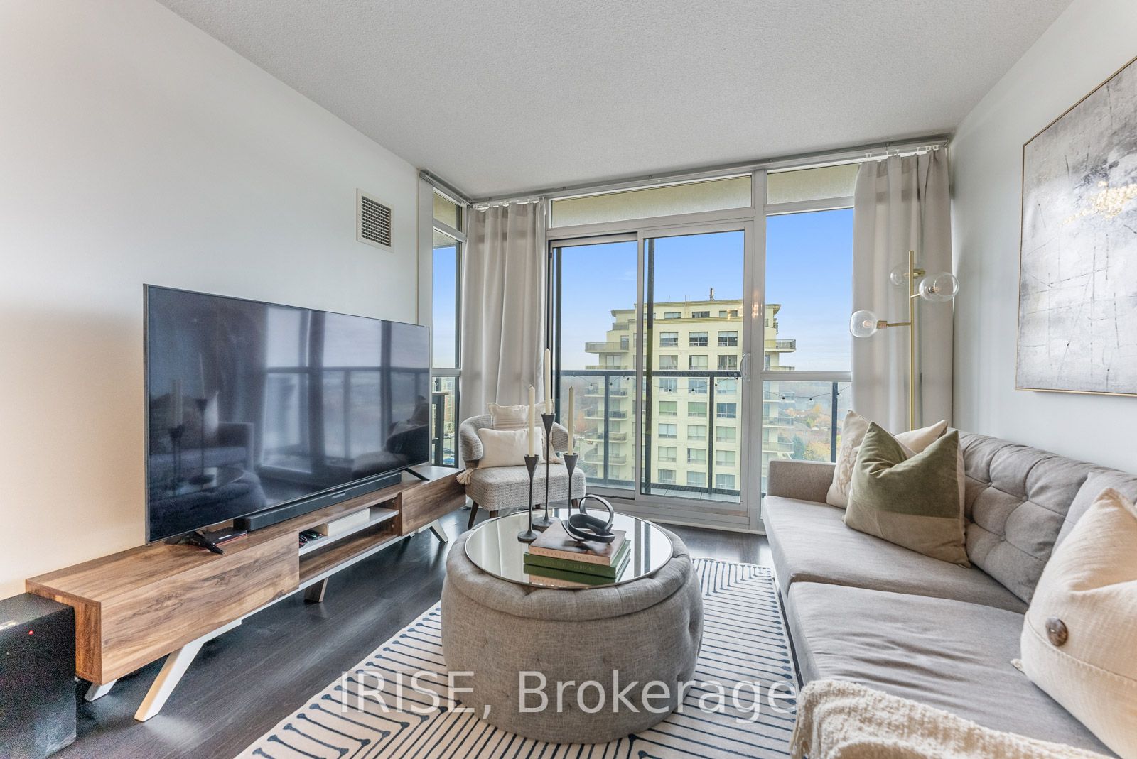 1940 Ironstone Drive, #910