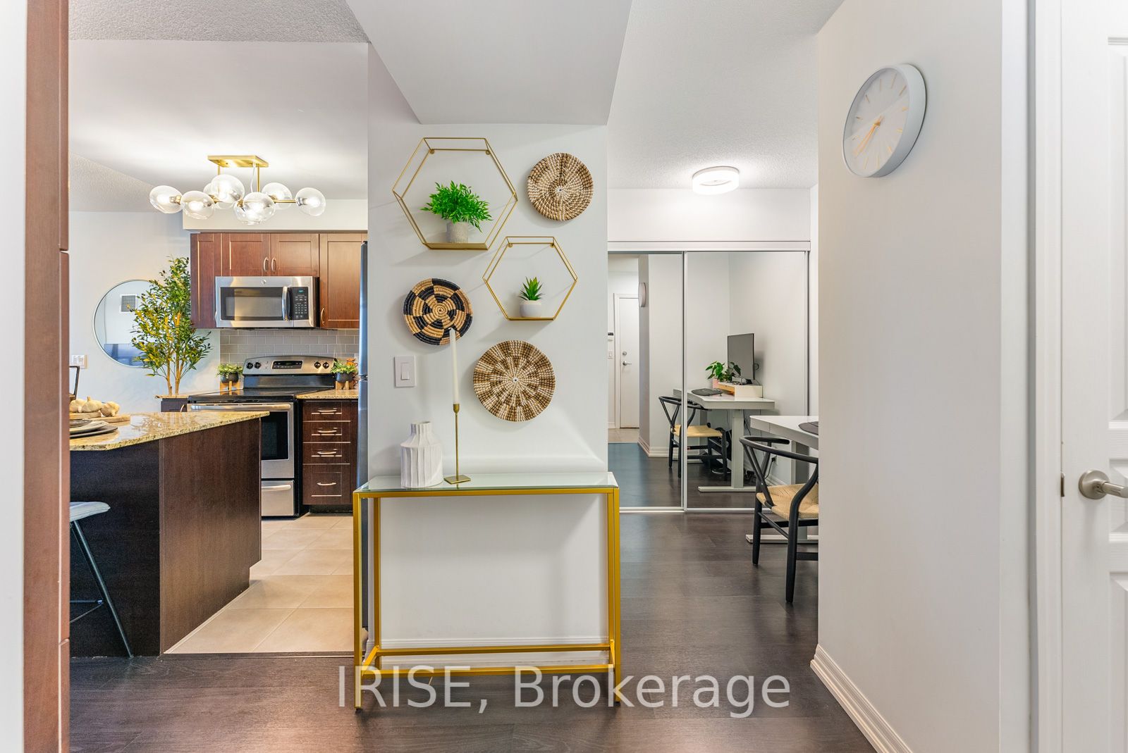 1940 Ironstone Drive, #910