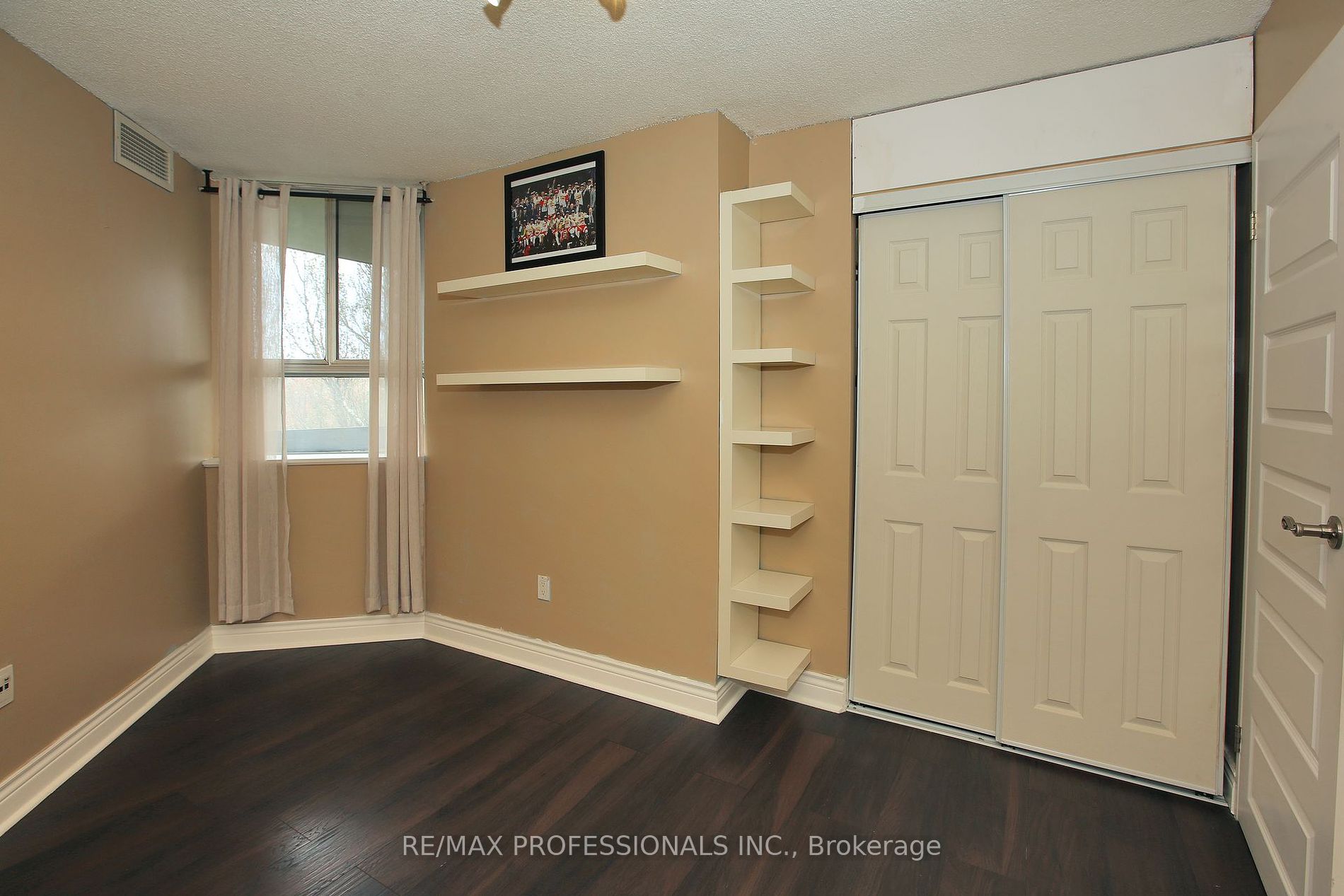 236 Albion Rd, #211