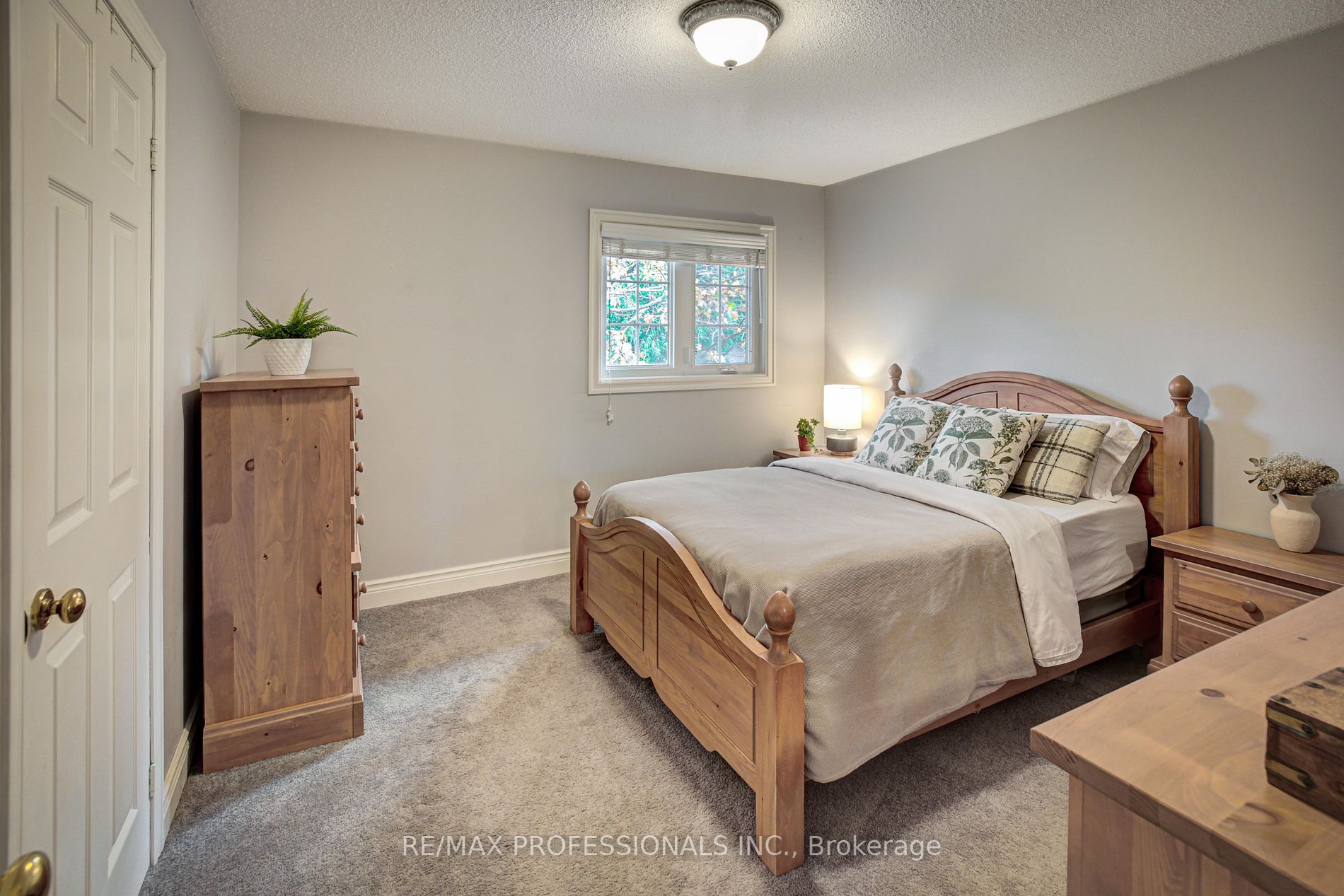 50 Killarney Crt