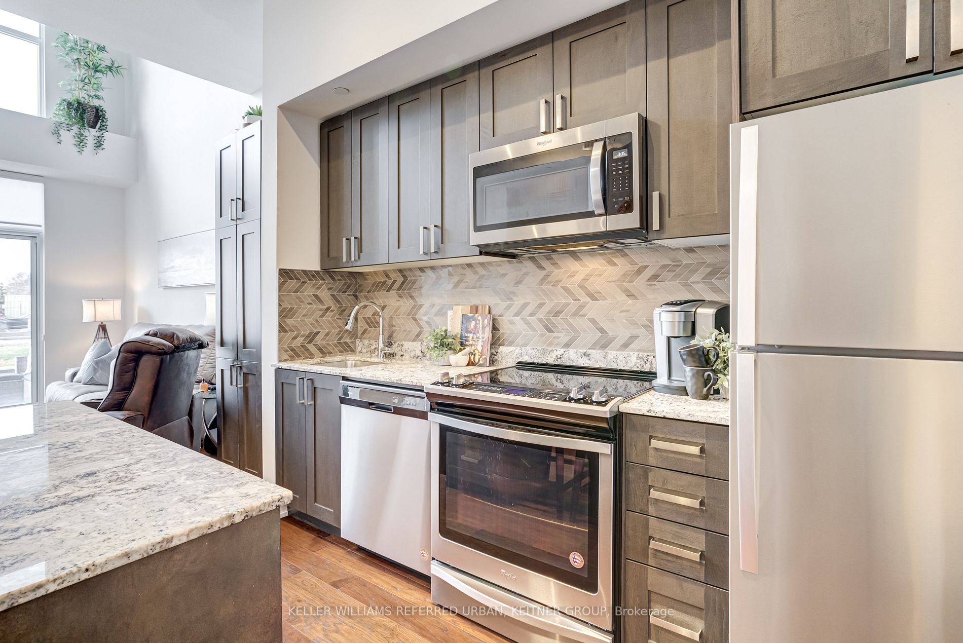 5240 Dundas St, #B205