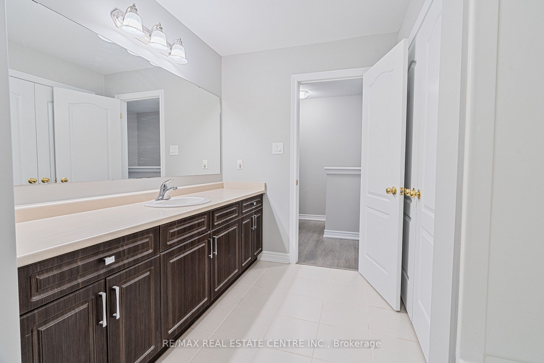124 Parkinson Cres, #62