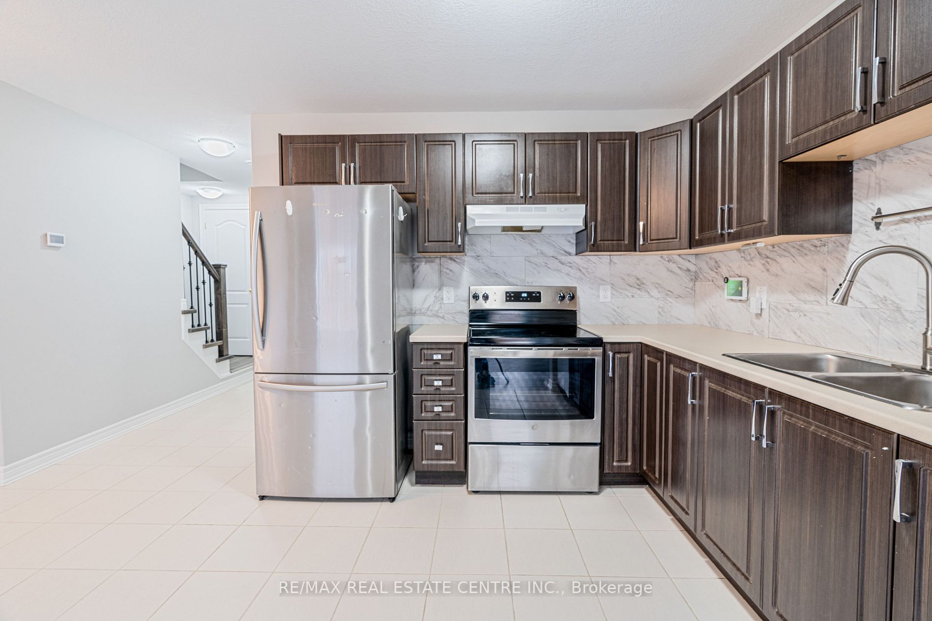124 Parkinson Cres, #62