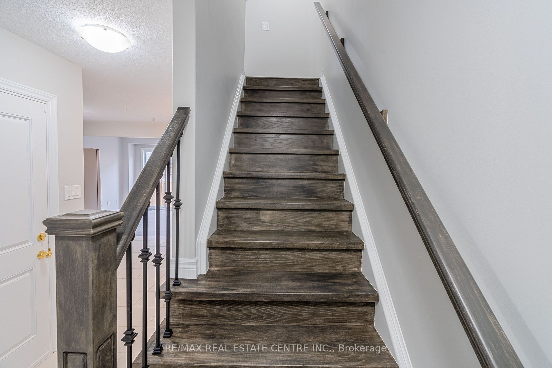 124 Parkinson Cres, #62