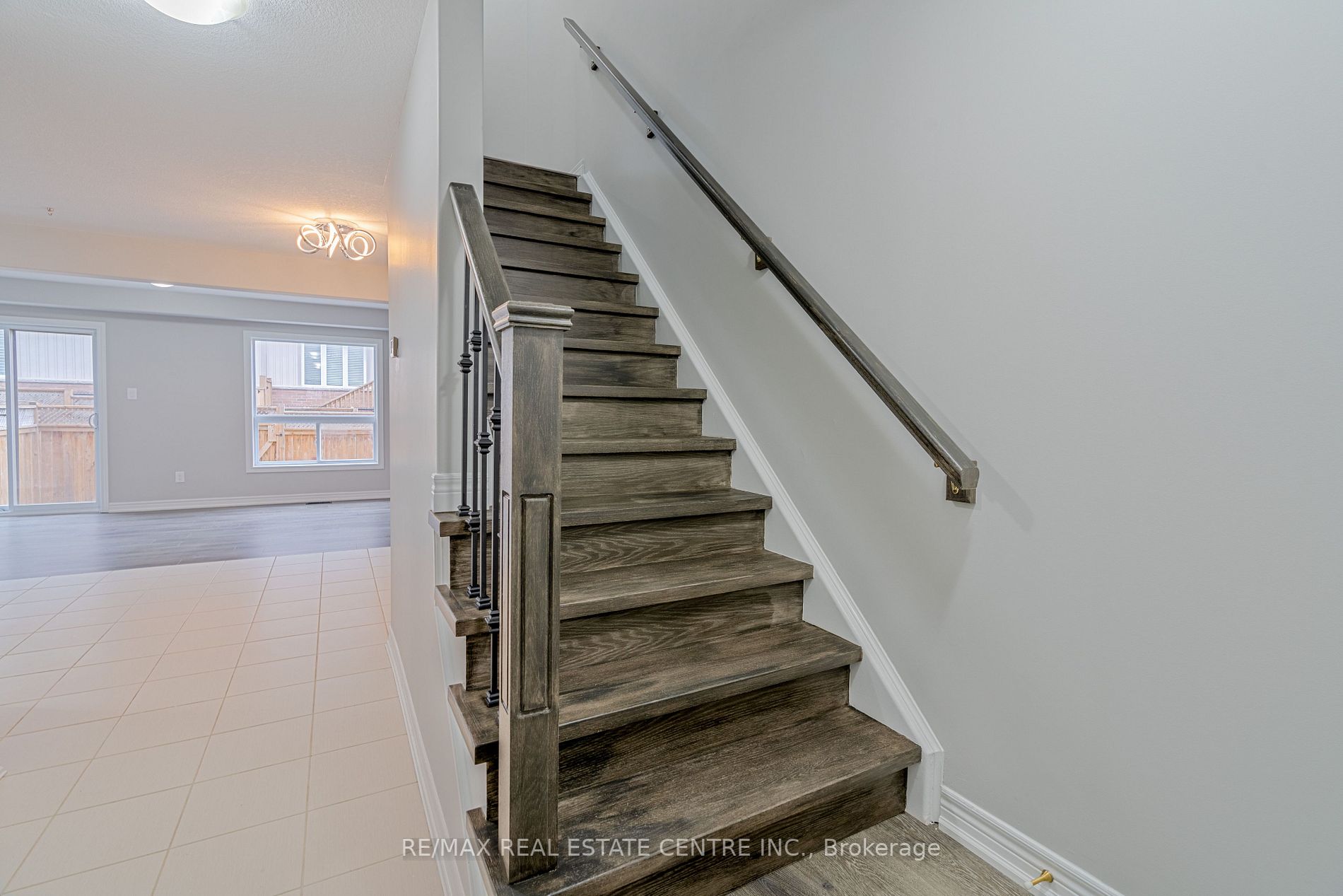 124 Parkinson Cres, #62