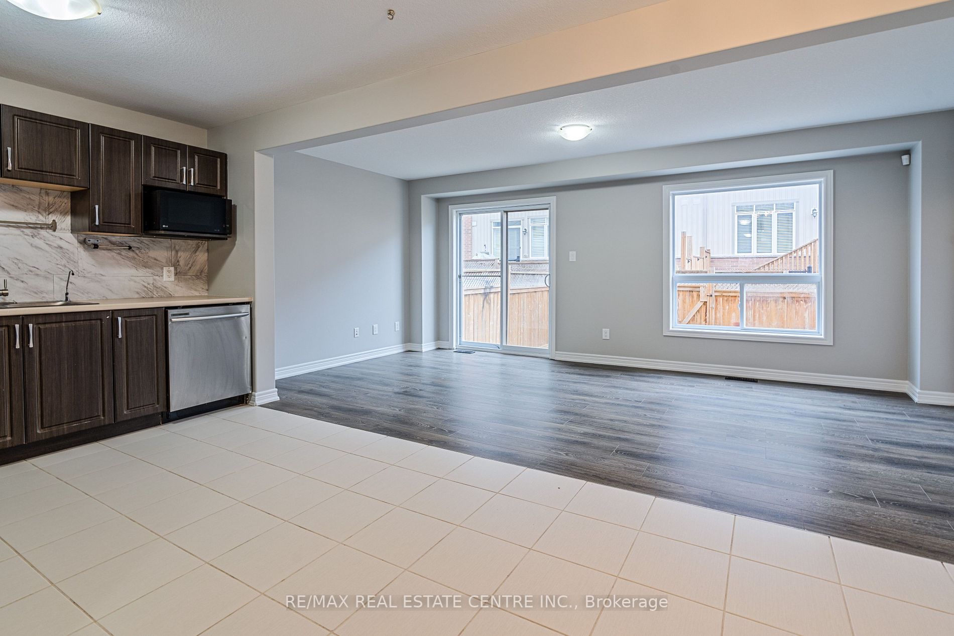124 Parkinson Cres, #62