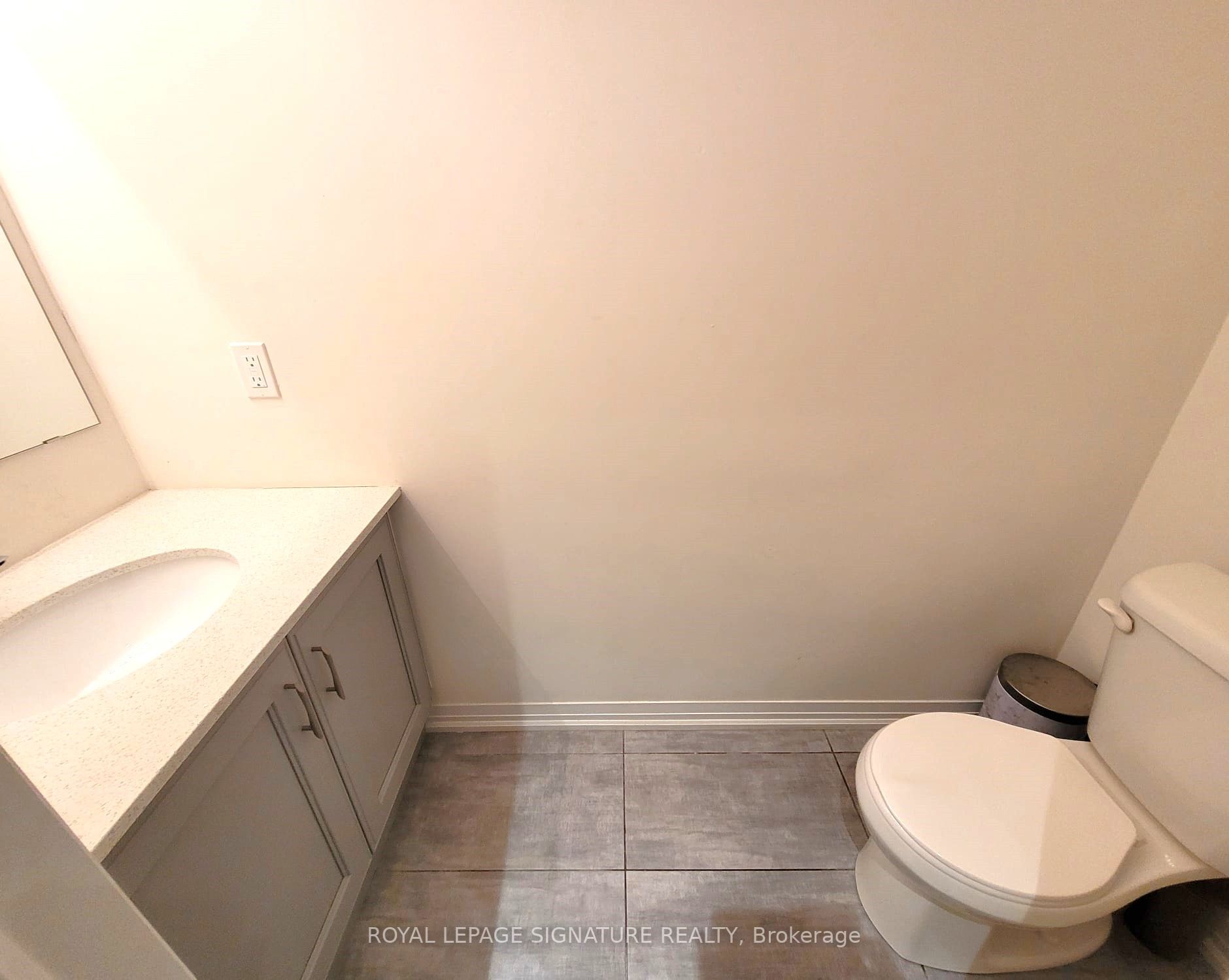 62 Preston Meadow Ave, #6