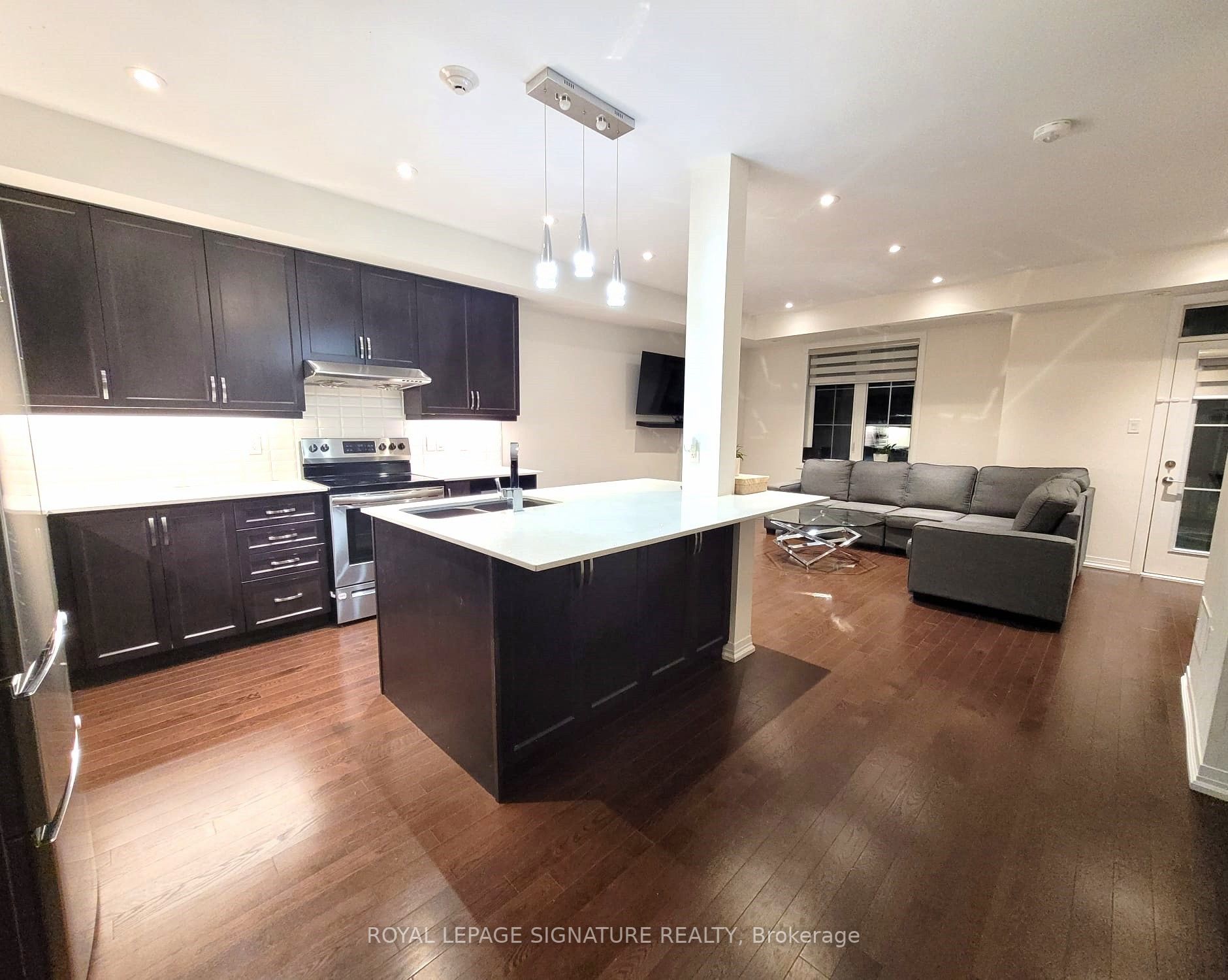 62 Preston Meadow Ave, #6