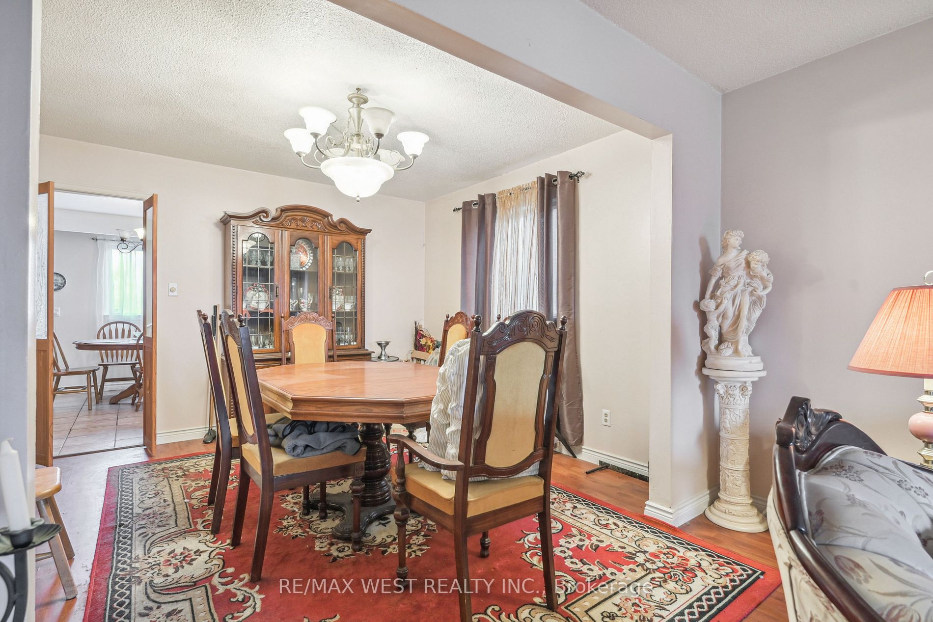 2859 Constable Road