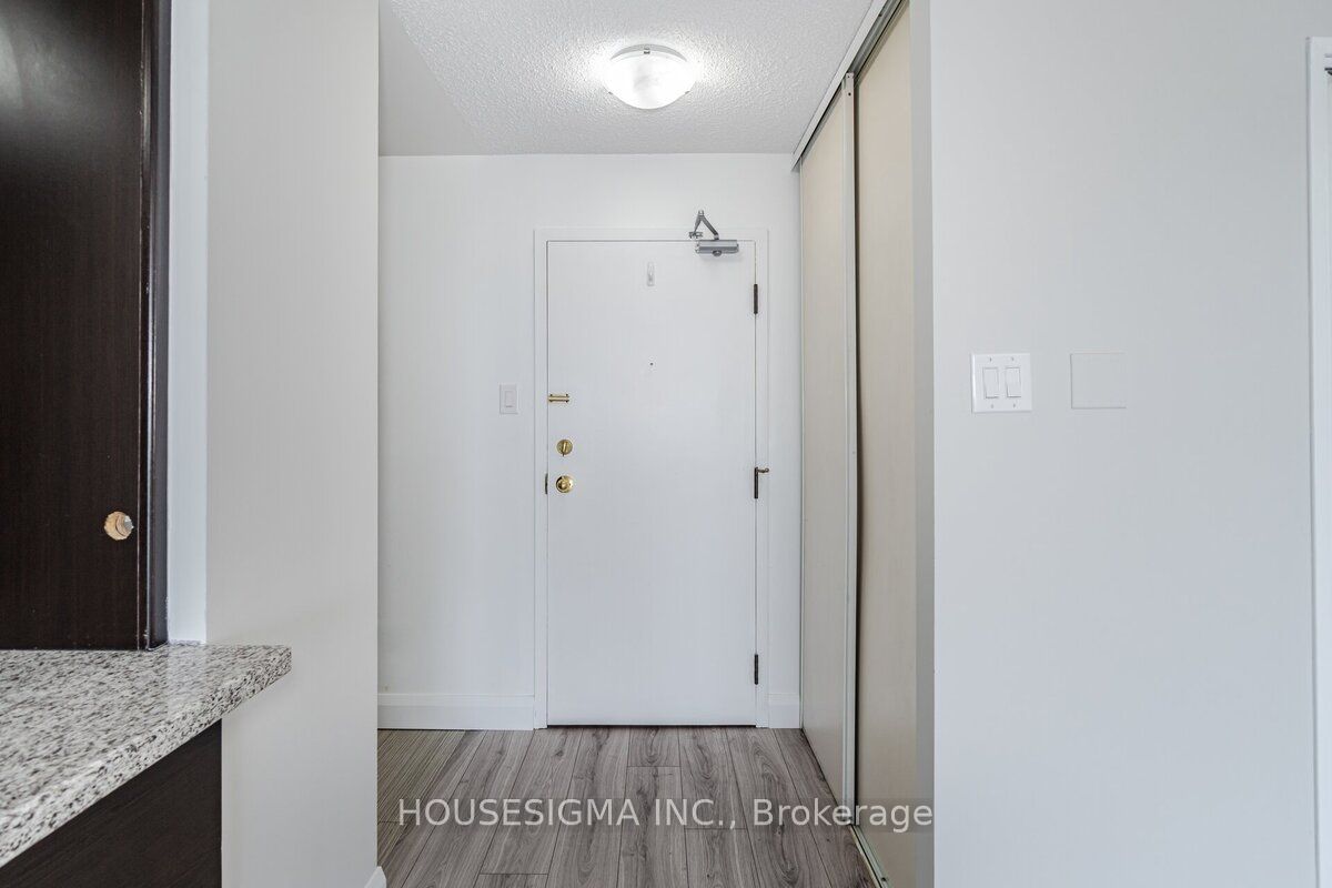 4185 Shipp Dr, #512