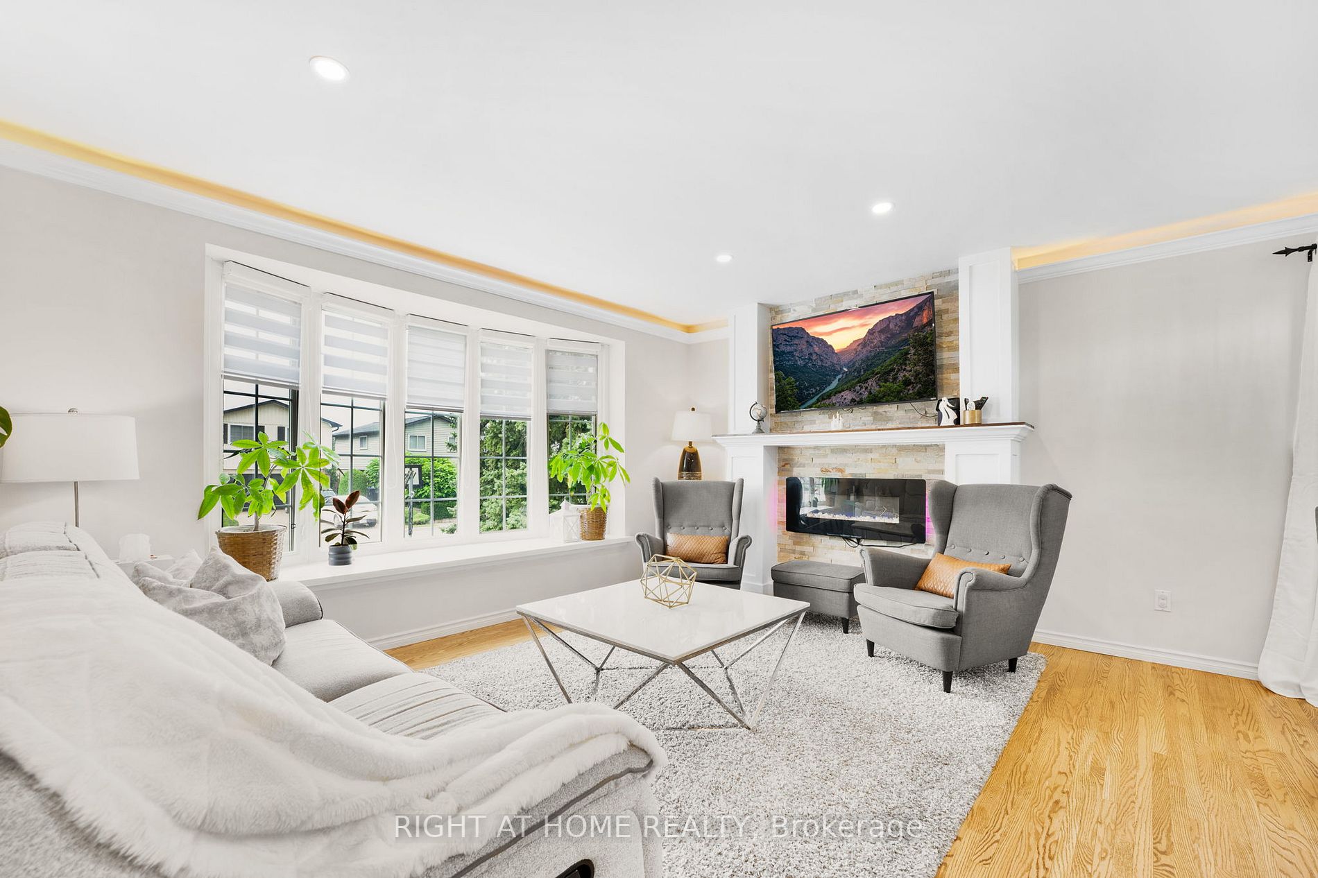 8 Kilmanagh Crt