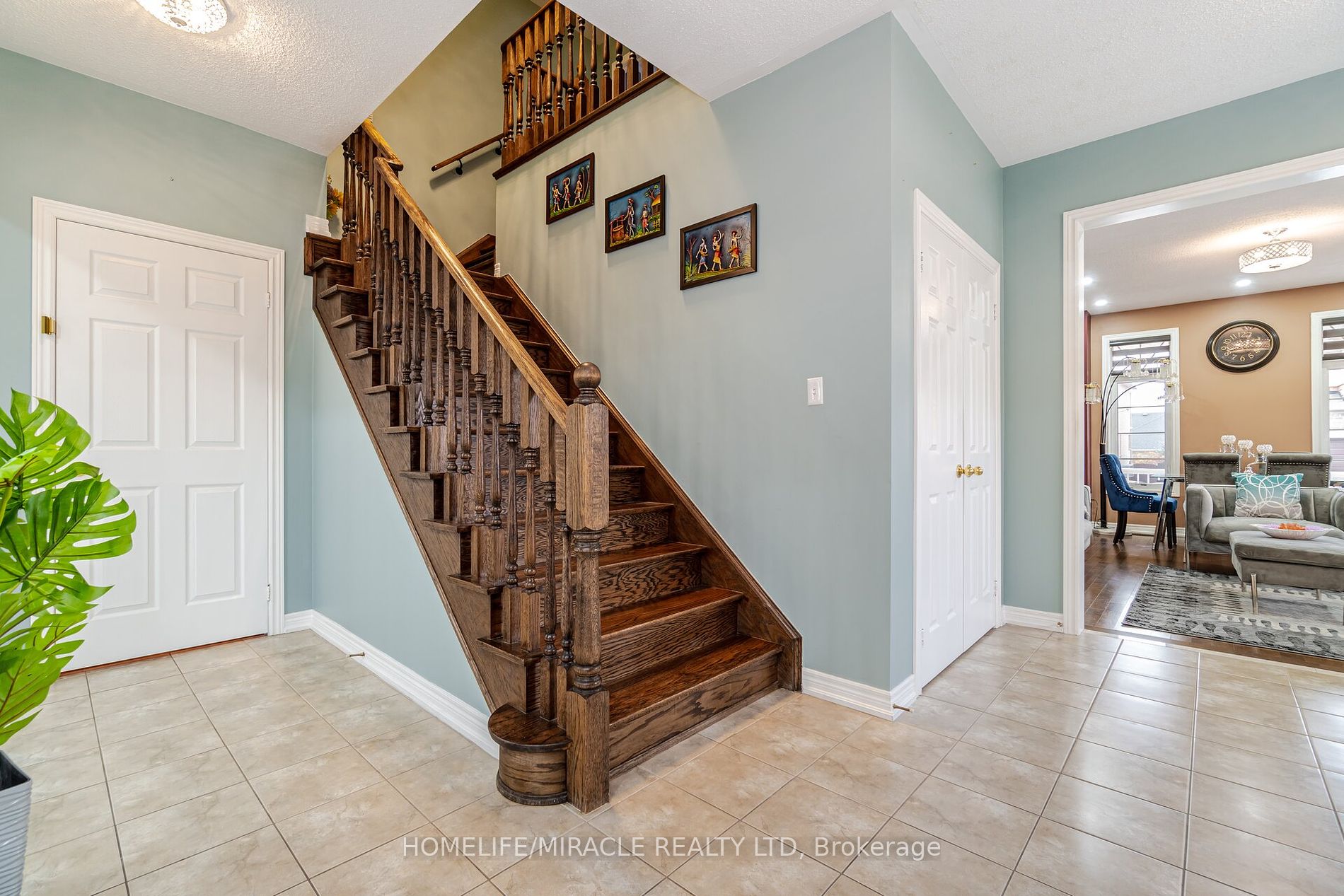 2 Ripple Street