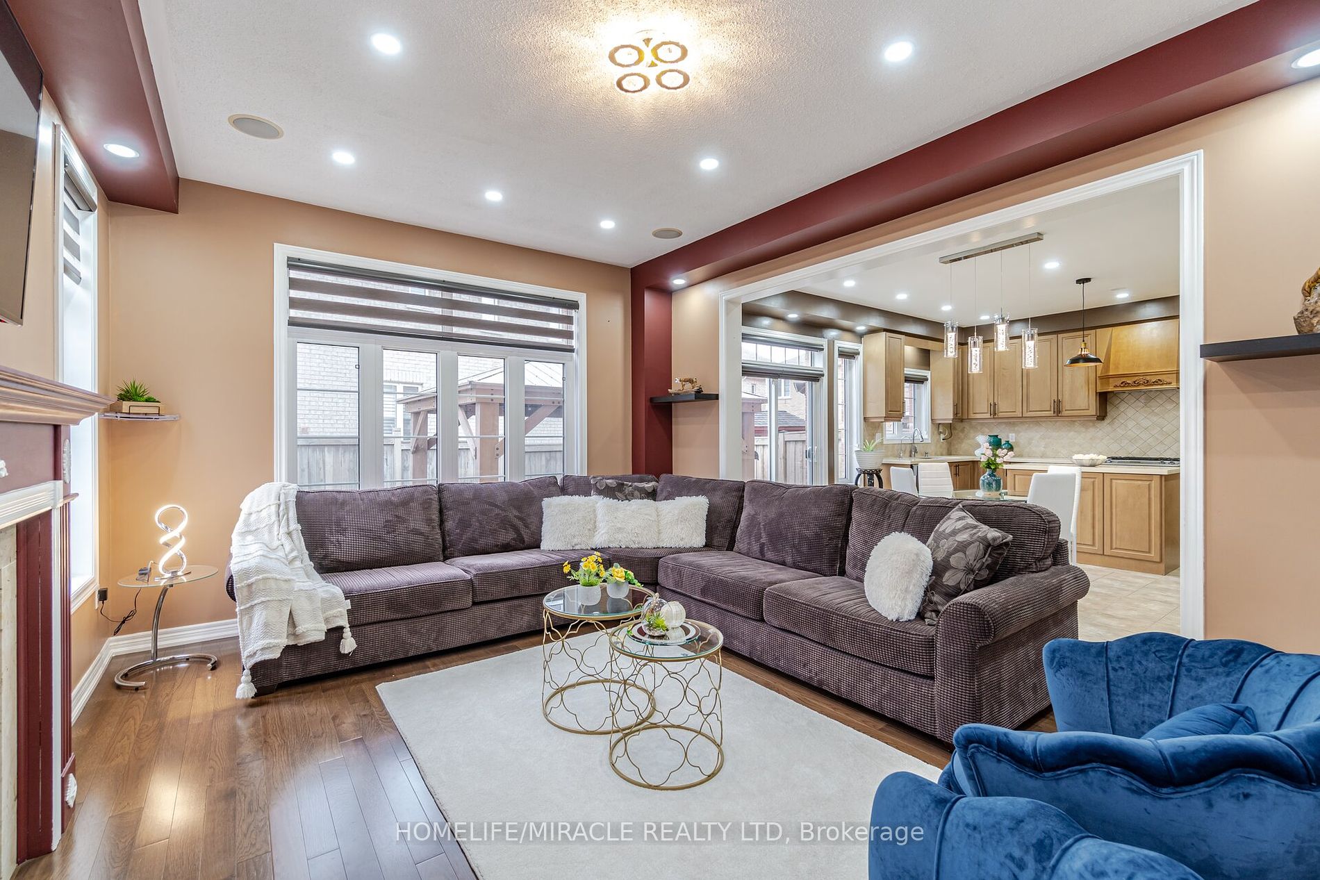 2 Ripple Street