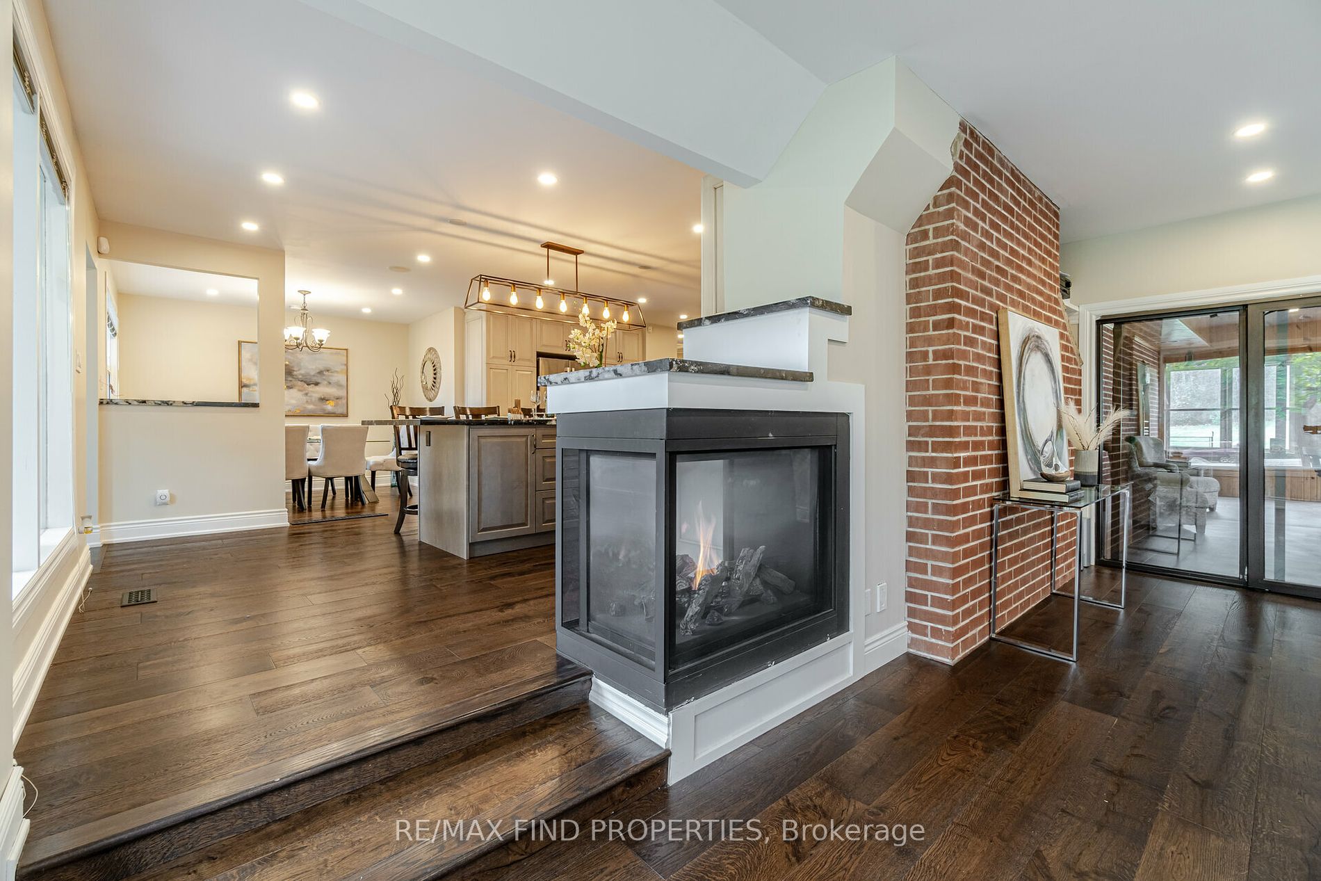 362 King Street