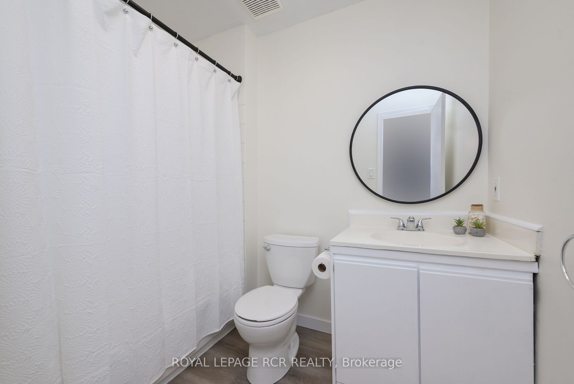 90 Lawrence Avenue, #114