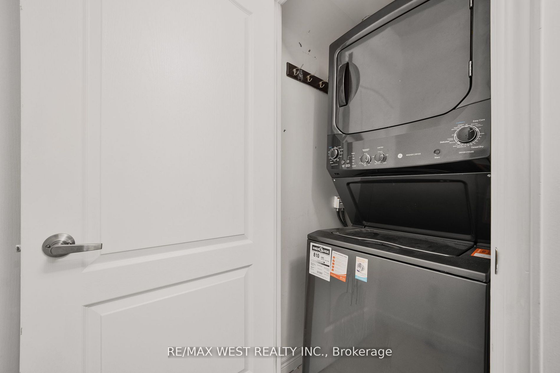 2772 Keele St, #804