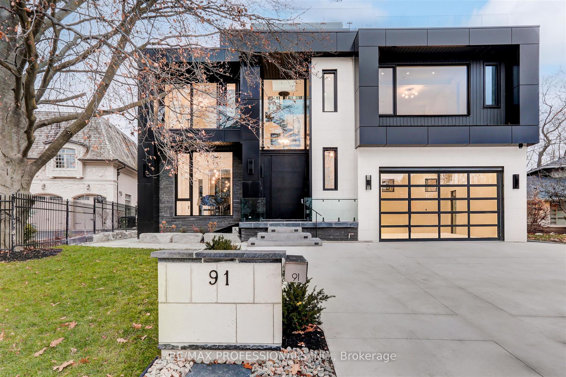 91 Valecrest Drive