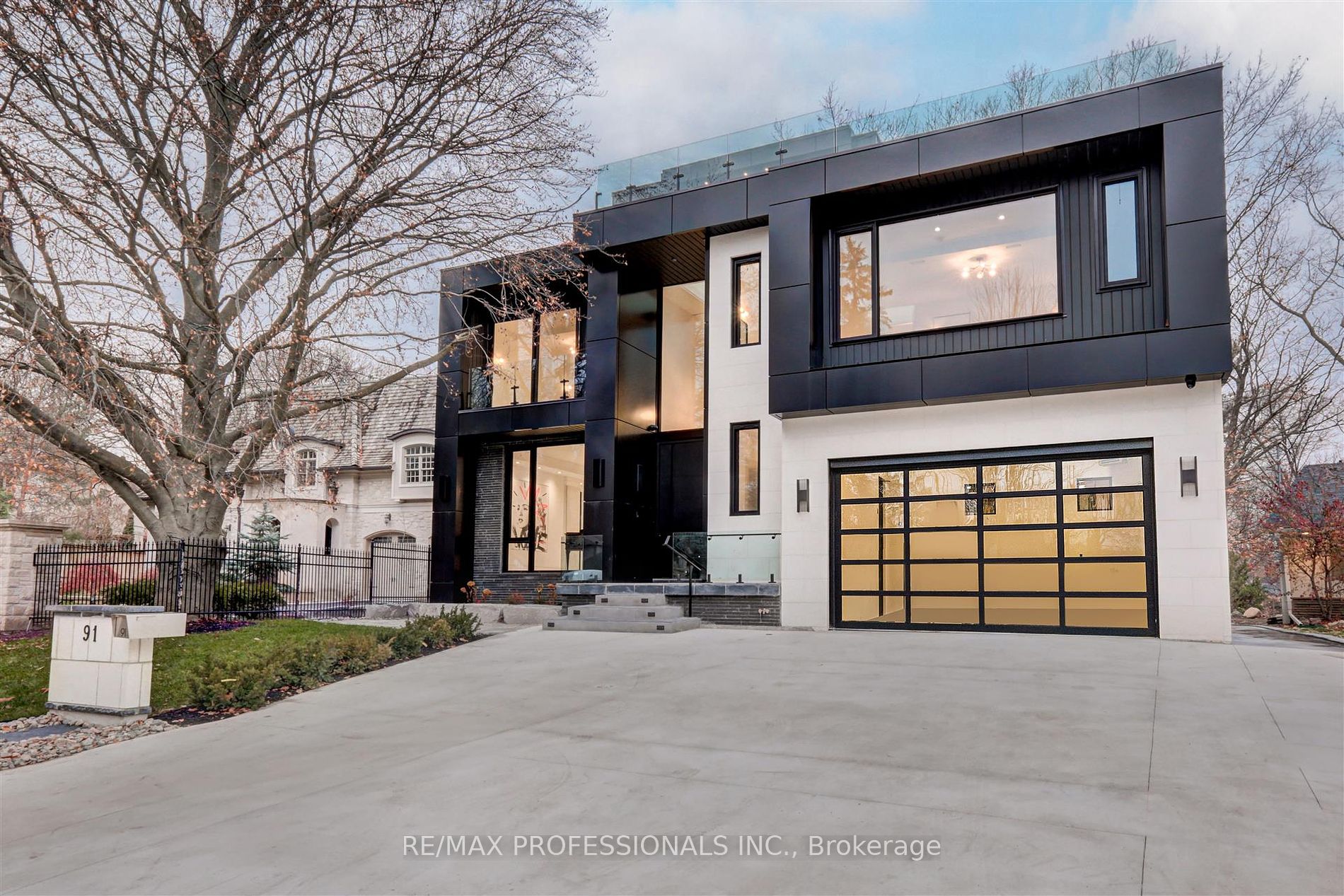 91 Valecrest Drive