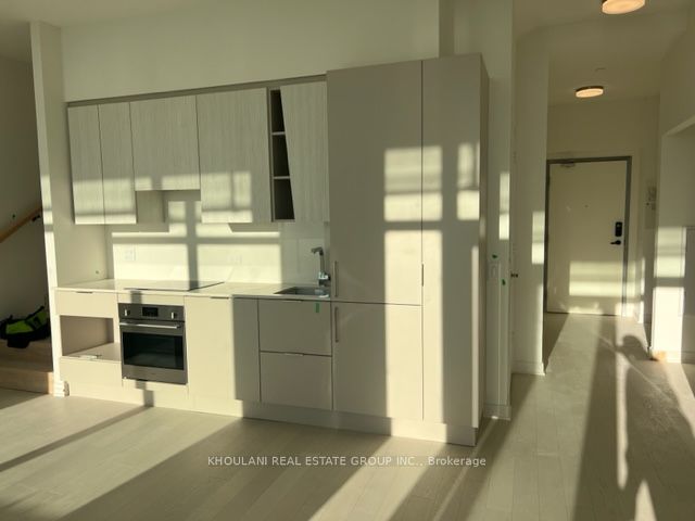 3900 Confederation Parkway #6010