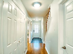 324 Woodlawn Cres