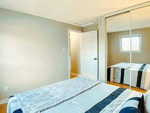 324 Woodlawn Cres
