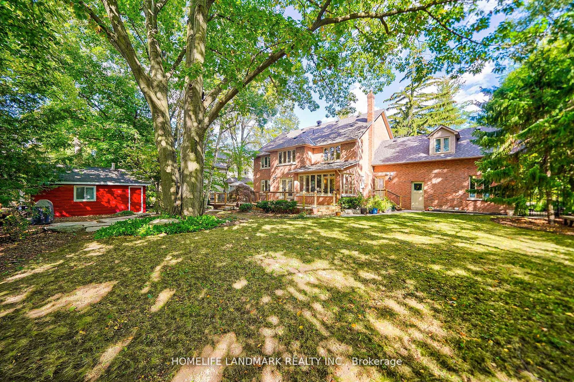 352 Maple Grove Dr
