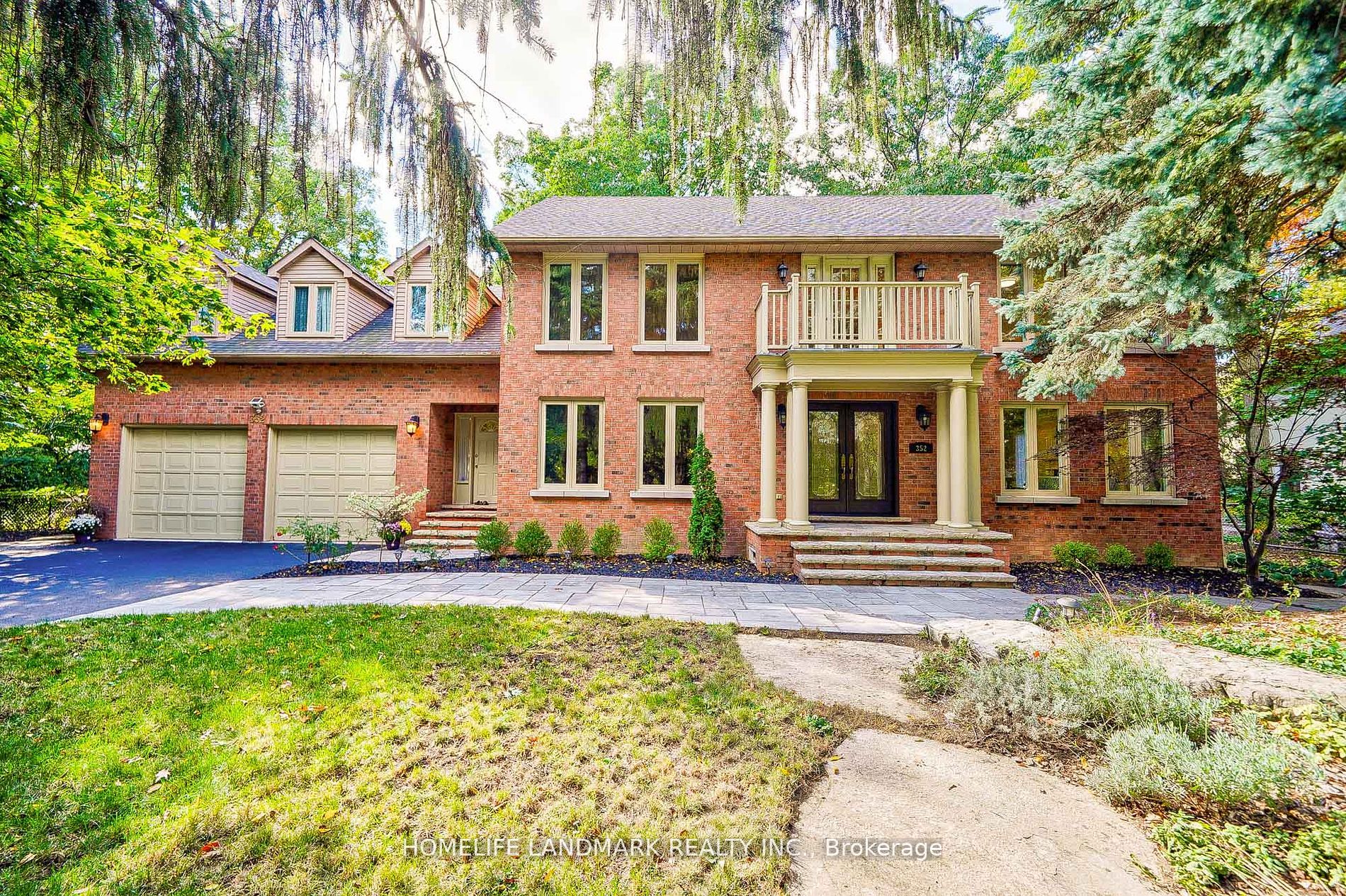 352 Maple Grove Dr