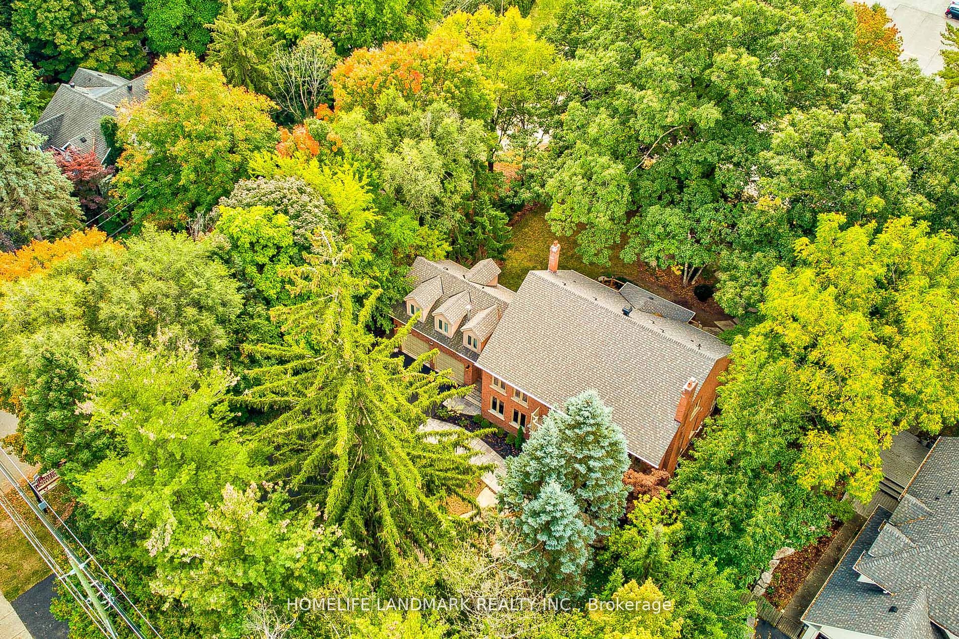 352 Maple Grove Dr