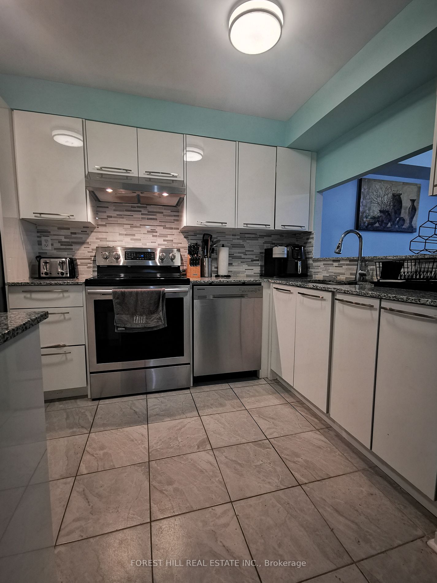22 Hanover Rd, #1403