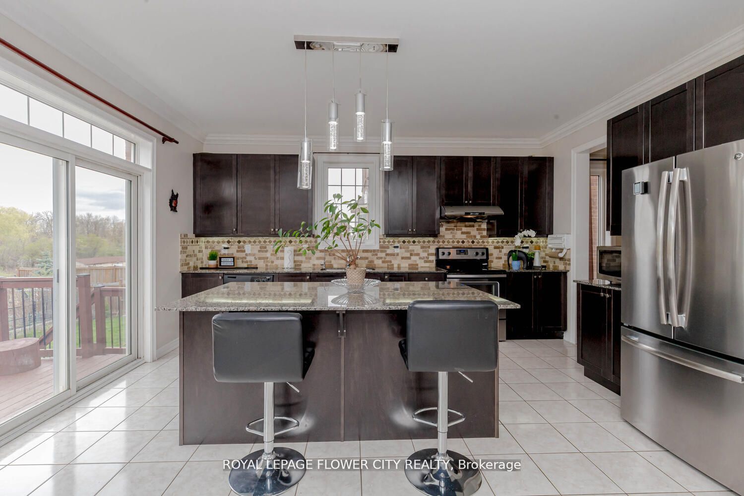 21 Borrelli Dr