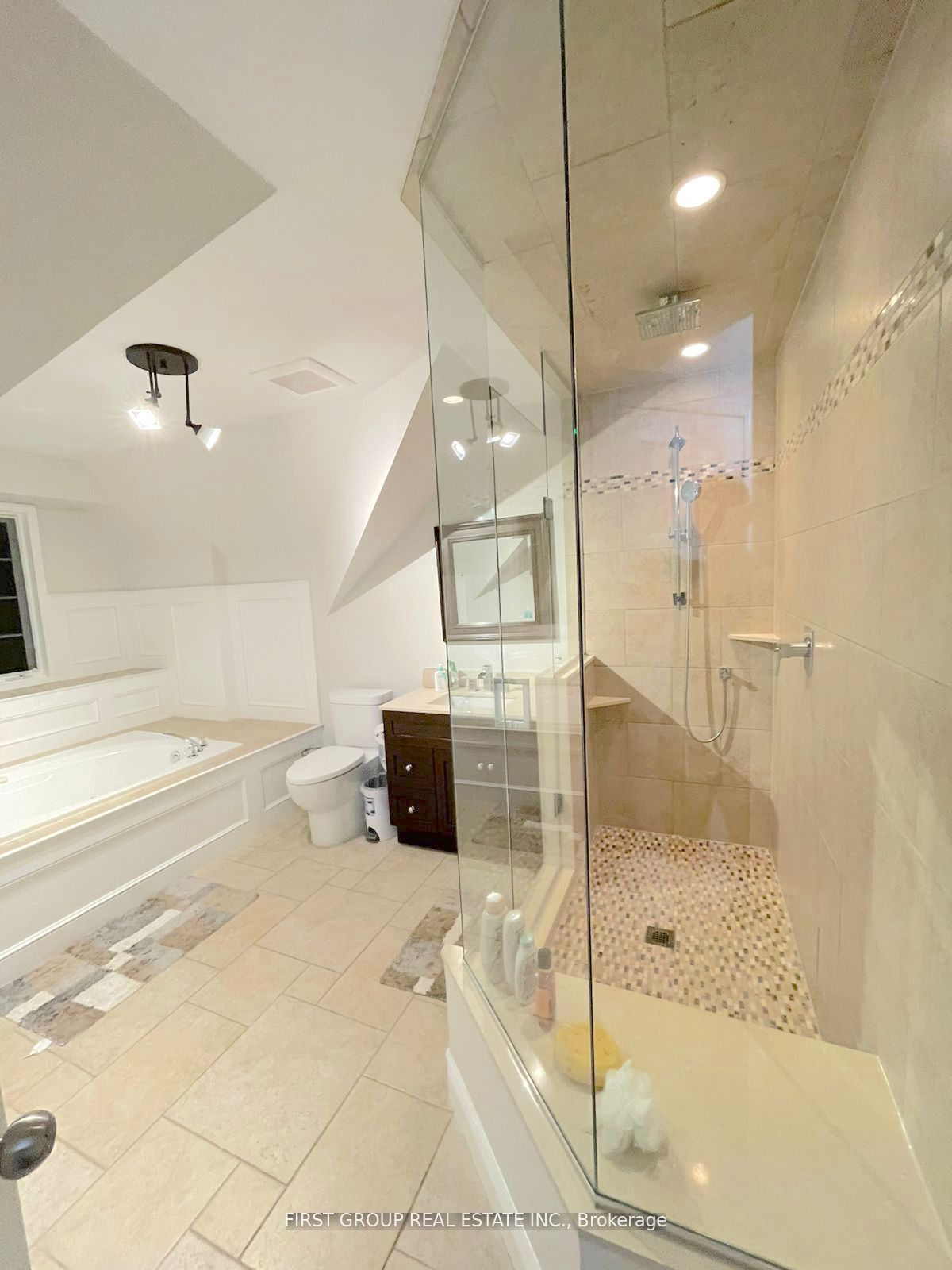 170 Gatwick Dr