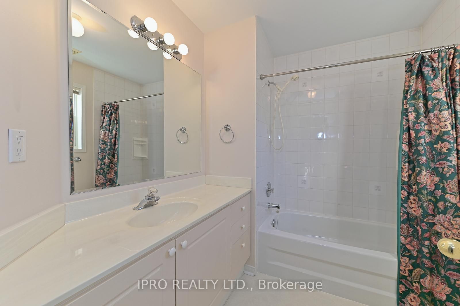 8305 Mclaughlin Rd S, #31
