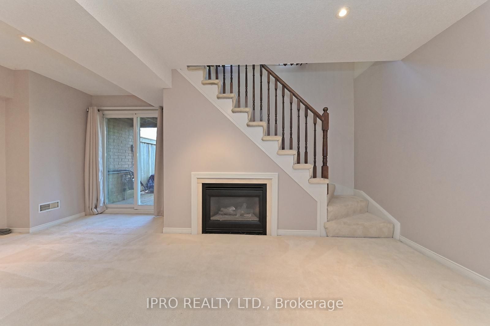 8305 Mclaughlin Rd S, #31