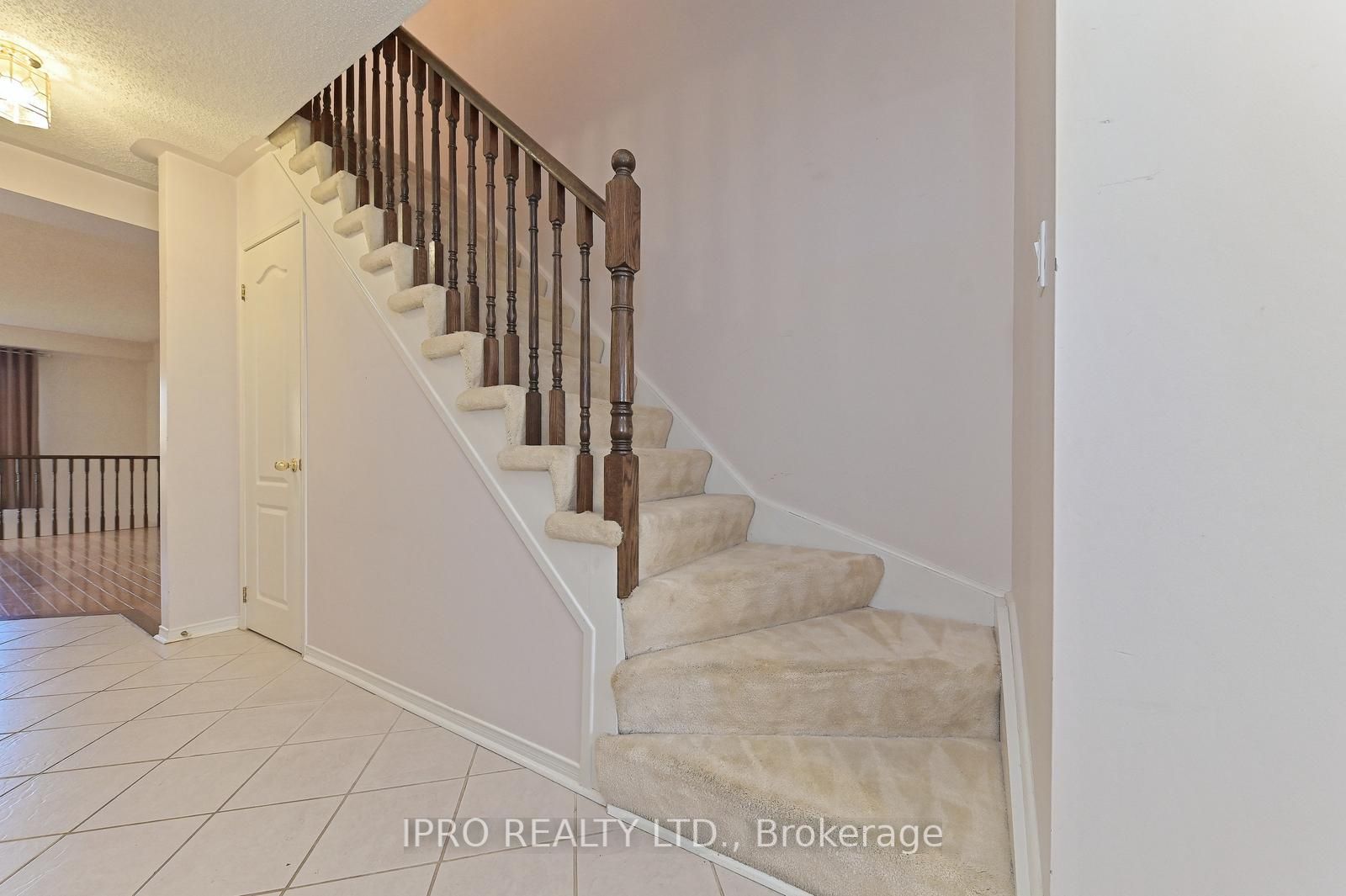 8305 Mclaughlin Rd S, #31