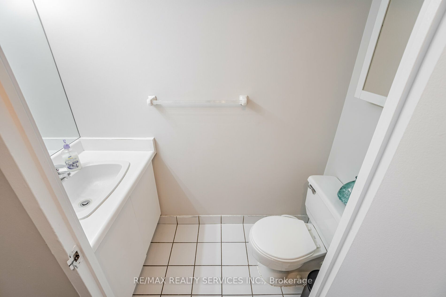 10 Laurelcrest St, #412