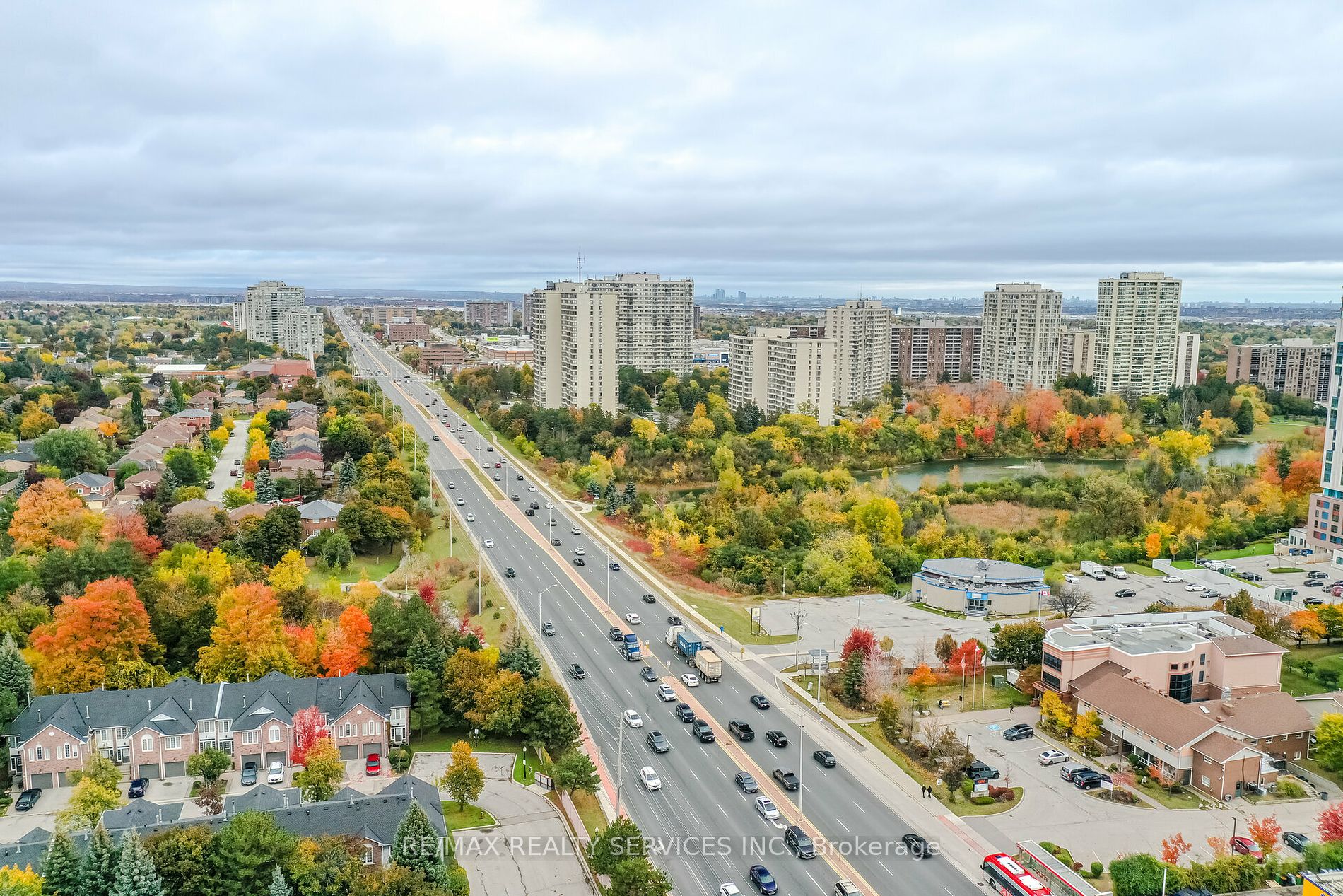 10 Laurelcrest St, #412