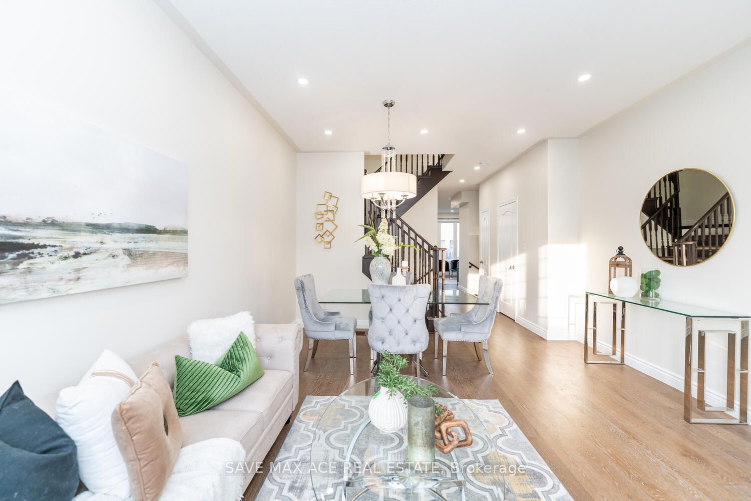 59 Totten Dr