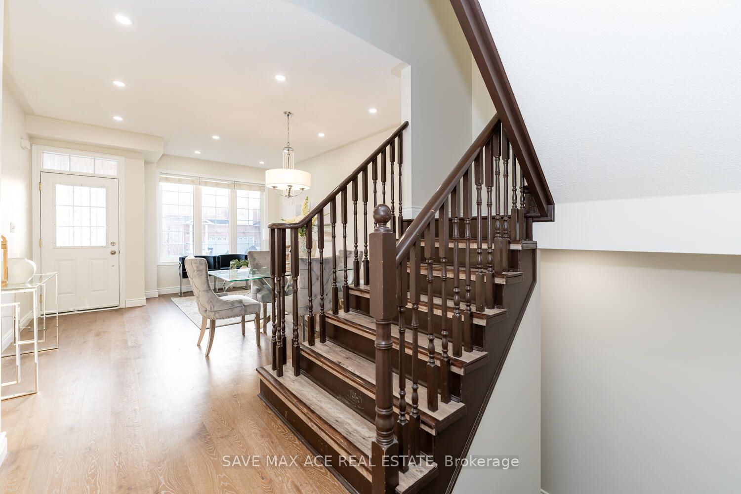 59 Totten Dr