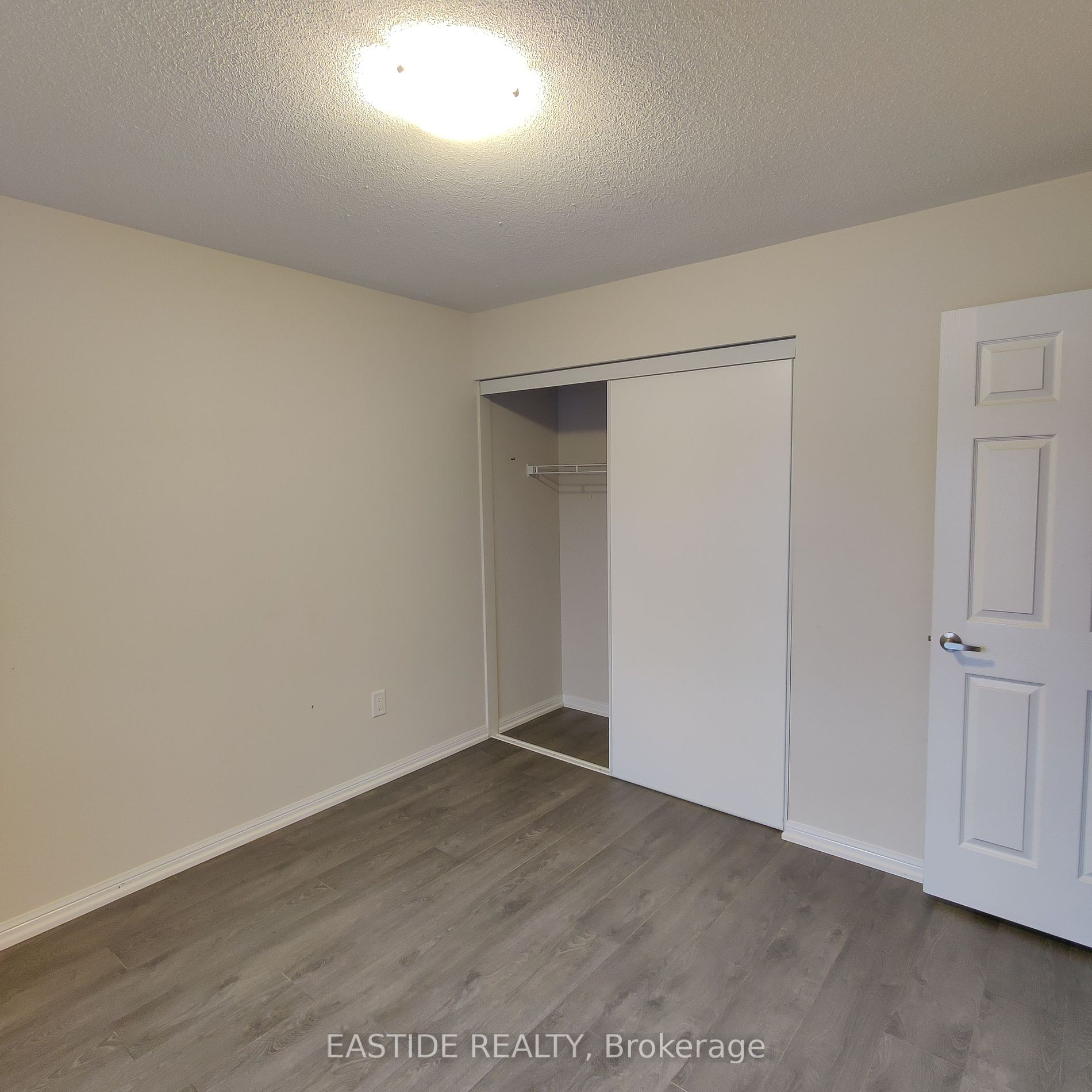 917 Farmstead Drive