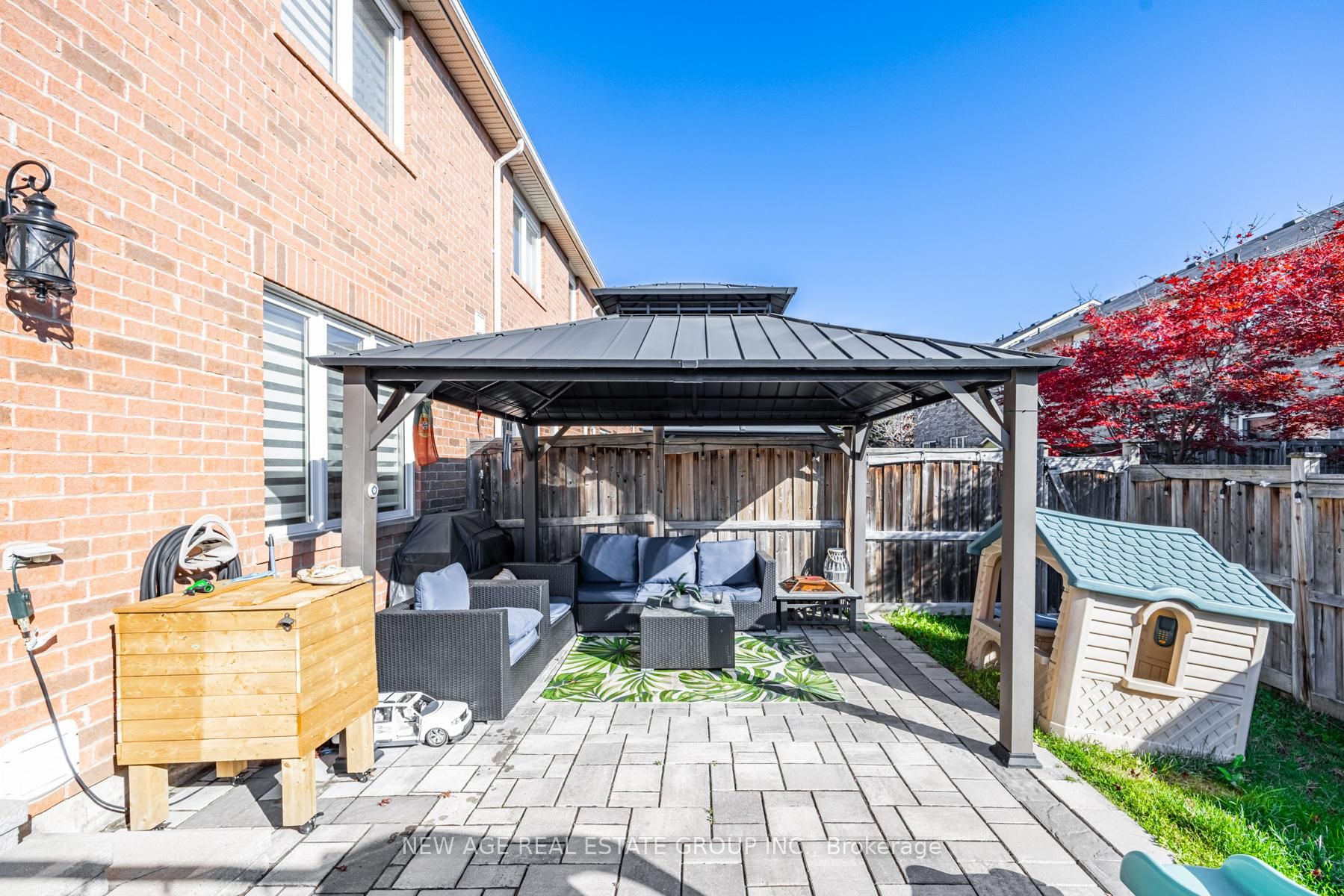83 Willet Terrace