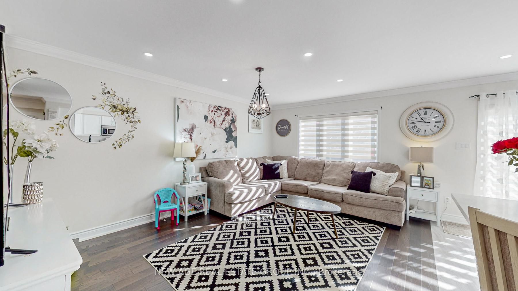 83 Willet Terrace
