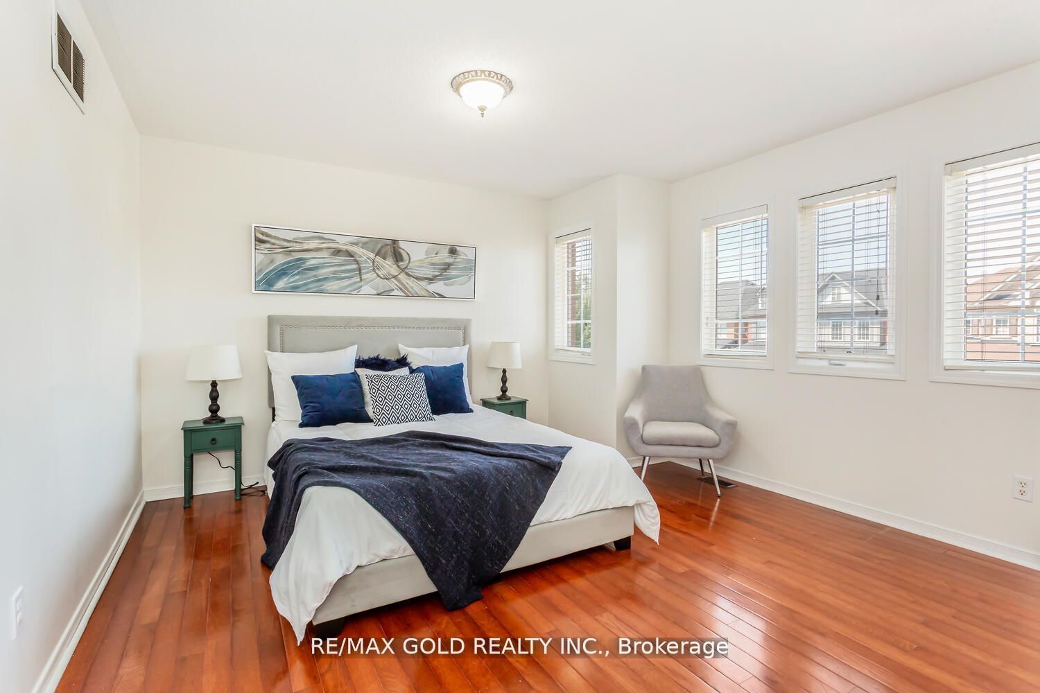 55 Cobblehill Cres