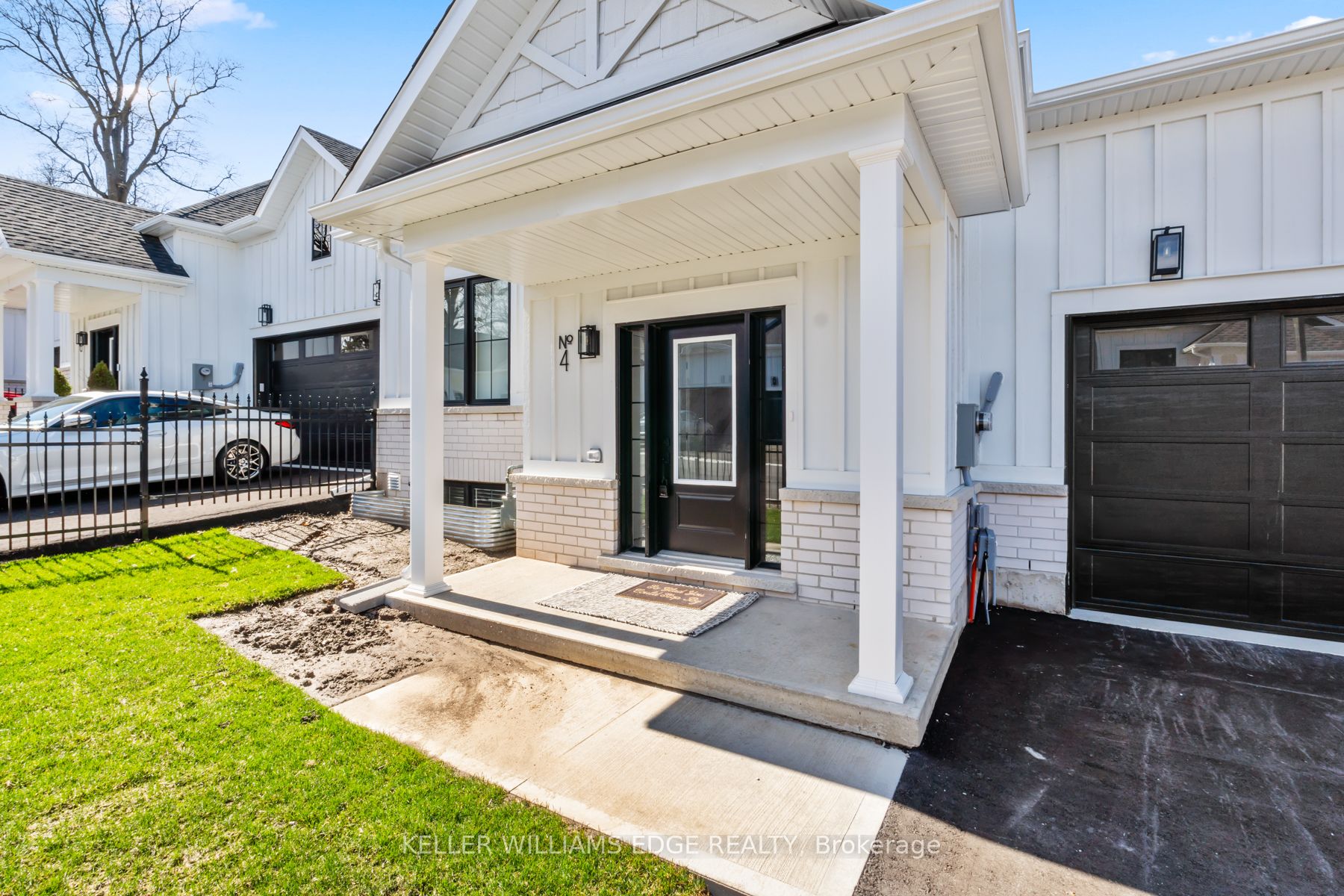 4 Santa Barbara Lane, #2