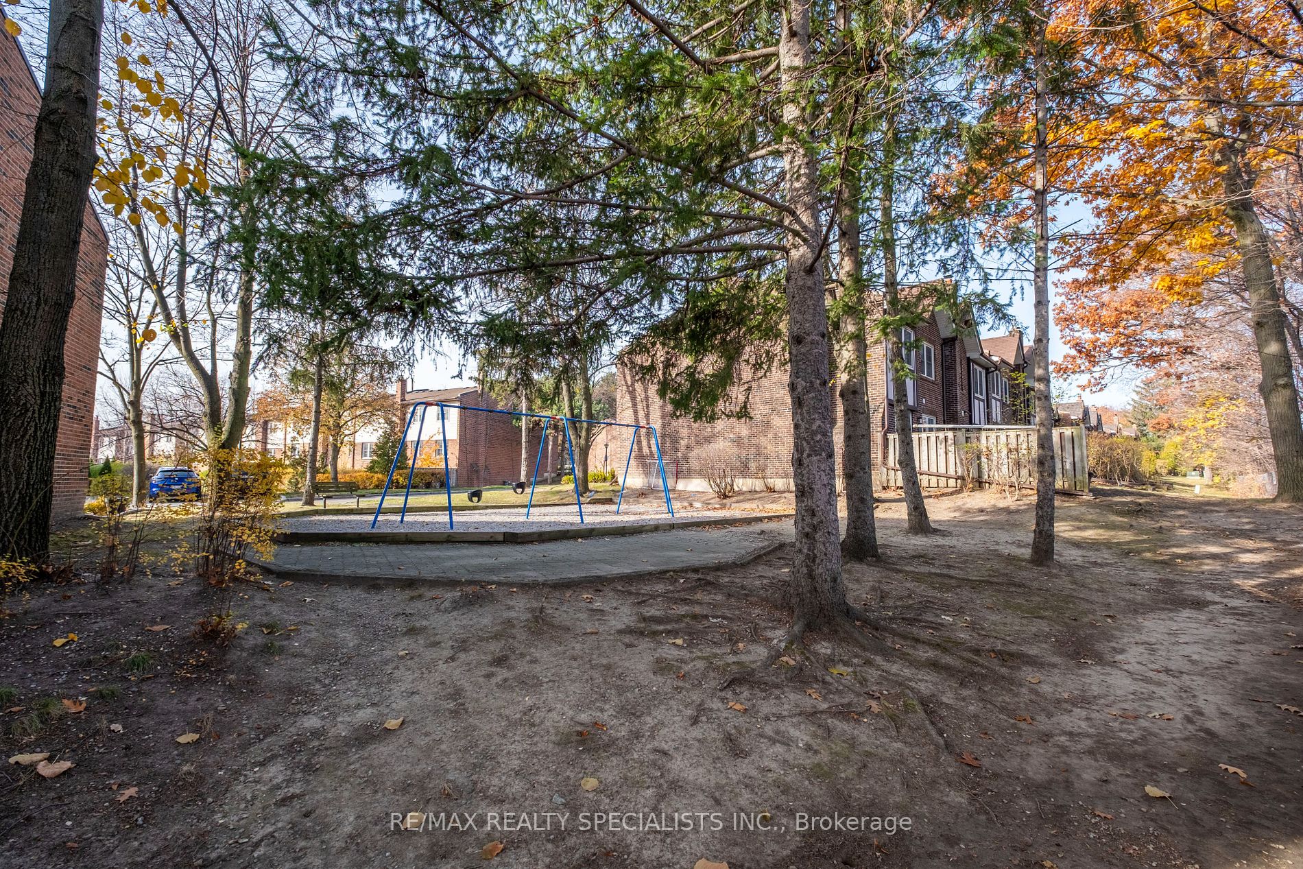 2120 Rathburn Rd E, #52